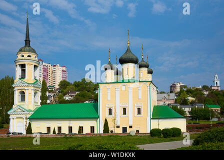 Ansicht der Kirche Himmelfahrt - älteste Kirche in Woronesch auf Admiralty Square, Russland Stockfoto