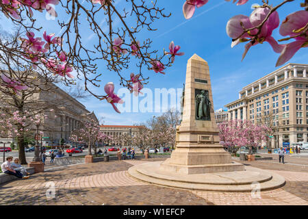 Blick auf John Marshall Park an der Pennsylvania Avenue, Washington D.C., Vereinigte Staaten von Amerika, Nordamerika Stockfoto