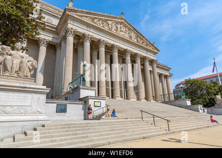 Ansicht der Nationalgalerie an der Pennsylvania Avenue, Washington D.C., Vereinigte Staaten von Amerika, Nordamerika Stockfoto