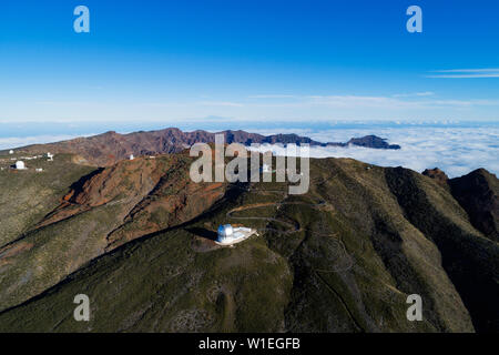 Luftaufnahme von Teleskop Observatorium, in der Nähe der Caldera de Taburiente Nationalpark, UNESCO Biosphäre Website, La Palma, Kanarische Inseln, Spanien, Atlantik Stockfoto