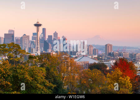 Blick auf die Space Needle von Kerry Park, Seattle, Washington, Vereinigte Staaten von Amerika, Nordamerika