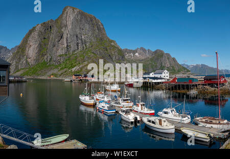 Hafen, Hamnoy Lofoten Inseln, Norwegen. Stockfoto