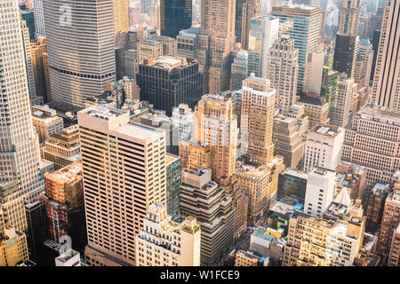 New York, New York, USA Midtown Manhattan rooftop Stadtbild. Stockfoto
