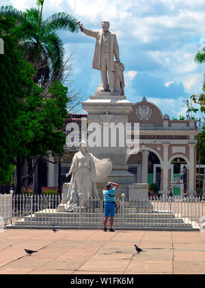 Jose Marti Monument, das sich in der Main Plaza oder dem Parque José Martí in Cienfuegos, Kuba Stockfoto