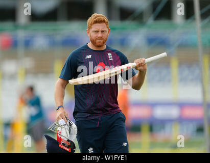 Emirate Riverside, Chester-le-Street, Durham, UK. 2. Juli 2019. ICC World Cup Cricket, Ausbildung und Pressekonferenzen, Jonny Bairstow während England's Training am Nachmittag vor der morgigen Finale Gruppe Gruppenspiel gegen Neuseeland Credit: Aktion plus Sport/Alamy leben Nachrichten Stockfoto