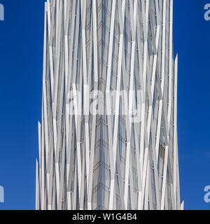 Torre Telefónica Diagonale 00 oder Torre Diagonal Fussballdaten, Diagonale 00, Wolkenkratzer Außenfassade durch Emba Estudi Massip-Bosch, Barcelona, Spanien Stockfoto