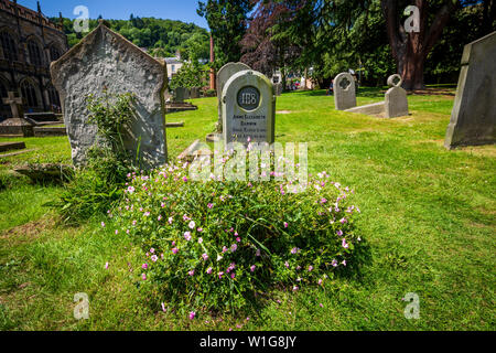 Das Grab des jungen Charles Darwin's Tochter in der Malvern Priory Friedhof in Great Malvern, Worcestershire, England Stockfoto