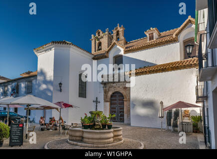 Iglesia de la Asunción, Kirche aus dem 16. Jahrhundert im Barrio de la Villa, Altstadt von Priego de Cordoba, Provinz Córdoba, Andalusien, Spanien Stockfoto