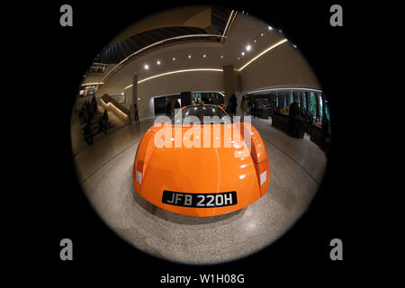 Die fiktive Durango 95 Sportwagen aus dem Film 'Uhrwerk Orange' auf dem Display an der Stanley Kubrick Ausstellung, Design Museum, London, Juni 2019. Stockfoto