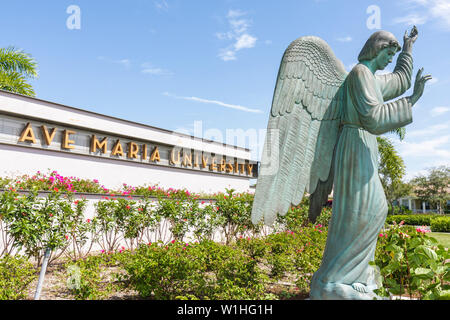 Naples, Florida, Ave Maria, geplante Gemeinde, College-Stadt, römisch-katholische Universität, Religion, Lebensstil, Tom Monaghan, Gründer, Domino's Pizza, Kontroverse, ich Stockfoto