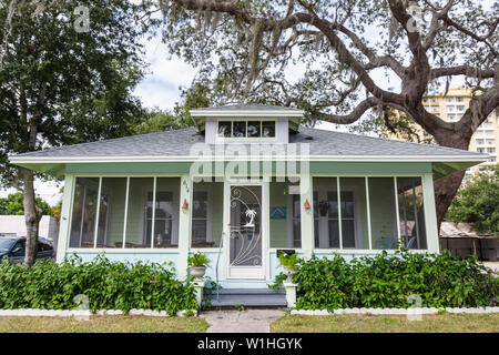 Melbourne Florida, historische Innenstadt, Hauptstraße, Revitalisierung, Erhaltung, Haus Häuser Häuser Residenz, Gehäuse, Bungalow, Fassade, überdachte Terrasse, h Stockfoto