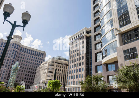 Orlando Florida, Orange Avenue, Innenstadt, Skyline, Rathaus, Gebäude, Bürogebäude, RBC Centura Bank, Banken, Bezirk, Regierung, Turm des Lichts, Kunst usw. Stockfoto