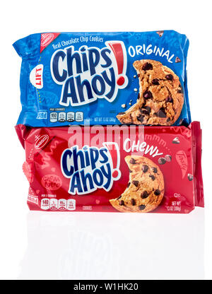 Winneconne, WI - 16. Juni 2019: ein Paket von Originalen und zäh Chips ahoy Cookies auf einer isolierten Hintergrund Stockfoto