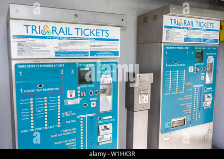 Miami Florida, Tri Rail, Zug-Pendlerzug, Nahverkehr, Bahnhof, Ticketautomaten, Automatisierung, FL091031097 Stockfoto