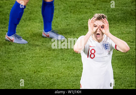 Lyon. 2. Juli 2019. Ellen White von England feiert ein Ziel im Halbfinale zwischen den Vereinigten Staaten und England an der 2019 FIFA Frauenfussball Weltmeisterschaft in Stade de Lyon in Lyon, Frankreich am 2. Juli 2019. Credit: Xiao Yijiu/Xinhua/Alamy leben Nachrichten Stockfoto