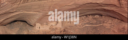 Mumie Höhle Ruine von Mummy Cave übersehen, Canyon de Chelly National Monument, Arizona Stockfoto