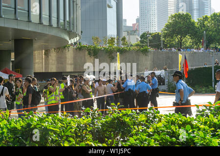 Raufereien im Hong Kong Protestaktion: pro Polizei pro China Demonstranten Demonstration gegen Auslieferung Demonstranten Stockfoto