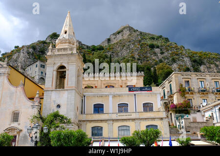 Stadtbild von Monte Tauro, Taormina, Sizilien, Italien Stockfoto