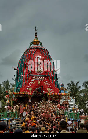 24-Apr-2007 - Lord Balabhadra Wagen: Taladhwaja Vordach Farbe: grün und rot Rath Yatra oder Warenkorb Festival der Jagannath Puri, Indien Orissa Stockfoto