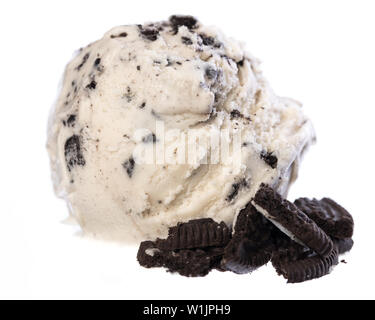 Schaufel von Cookies und Eis mit Cookie auf weißem Hintergrund - Vorderansicht Stockfoto