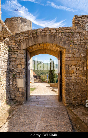 Tor des Château de Castelnaud, Frankreich Stockfoto