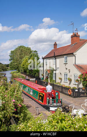 Astwood schloss am Worcester und Birmingham Canal, Astwood, Worcestershire, England, Großbritannien Stockfoto