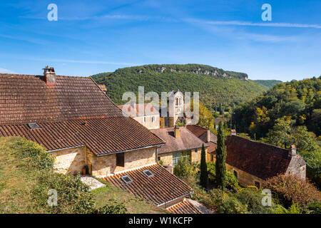 Eglise Saint-Michel-Archange im Dorf von Castelnaud-la-Chapelle, Dordogne, Frankreich Stockfoto