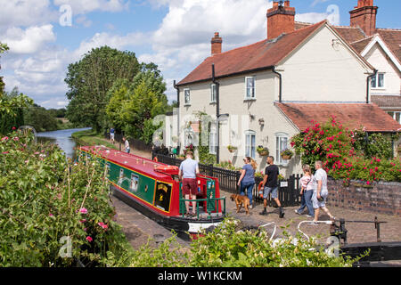 Astwood schloss am Worcester und Birmingham Canal, Astwood, Worcestershire, England, Großbritannien Stockfoto