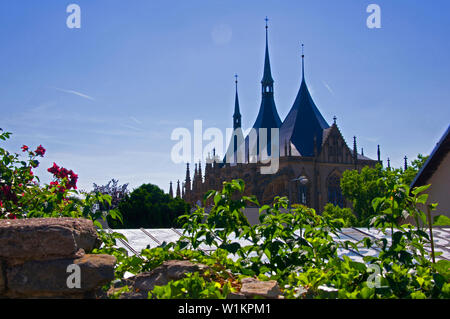 Seitenansicht des Santa Barbara's Cathedral, Sommer Zeit, Kutna Hora, Tschechische Republik Stockfoto