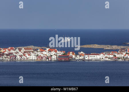 Blick von Rönnang auf der Insel Tjörn über der Nordsee zu Klädesholmen, Bohuslän, February, Götaland, Süd Schweden, Schweden, Skandinavien, Northe Stockfoto