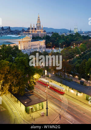 Das Parlament, Rathaus, Burgtheater, Volksgarten, Doktor Karl-Renner-Ring, Ringstrasse, im 1. Bezirk, Wien, Österreich Stockfoto