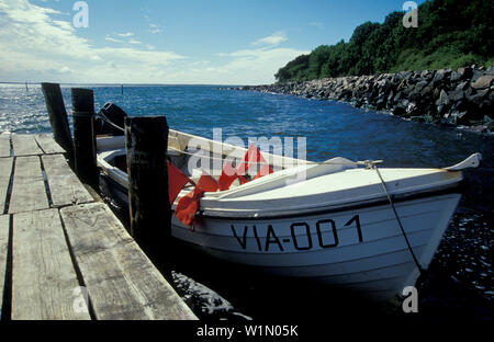 Angeln-Boot in der Nähe von Vitt, Insel Rügen, Mecklenburg-Vorpommern, Deutschland, Europa Stockfoto