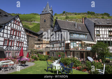 Hotel Malerwinkel in der Stadtmauern der Altstadt von Bacharach, Oberes Mittelrheintal, Rheinland-Pfalz, Deutschland, Europa Stockfoto