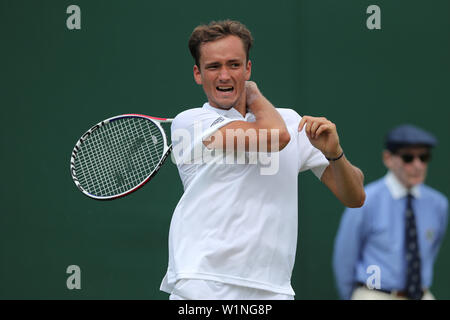 London, Großbritannien. 3. Juli 2019. Die Wimbledon Championships 2019. Daniil Medwedew, Russland, 2019 Credit: Allstar Bildarchiv/Alamy leben Nachrichten Stockfoto