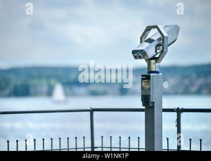 Fernglas am Ufer, Ueberlingen, Bodensee, Baden-Württemberg, Deutschland Stockfoto