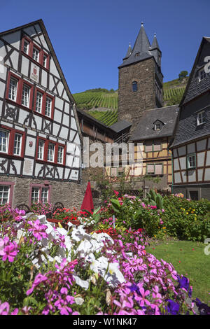 Hotel Malerwinkel in der Stadtmauern der Altstadt von Bacharach, Oberes Mittelrheintal, Rheinland-Pfalz, Deutschland, Europa Stockfoto