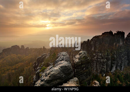 Schrammsteine, Nationalpark Sächsische Schweiz, Elbsandsteingebirge, Sachsen, Deutschland Stockfoto