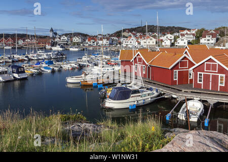 Hafen von Skärhamn auf der Insel Tjörn, Bohuslän, February, Götaland, Süd Schweden, Schweden, Skandinavien, Nordeuropa, Europa Stockfoto