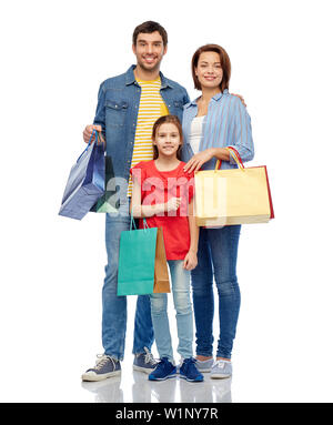 Glückliche Familie mit Tüten Stockfoto