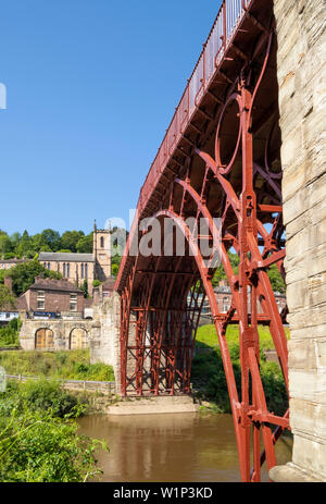 ironbridge shropshire Ironbridge Brücke über den Fluss severn in ironbridge Gorge Eisenbrücke Shropshire england GB GB UK europa Stockfoto