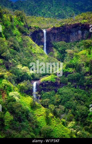 Kahili fällt ('fünf Schwestern fällt"). Kauai, Hawaii Stockfoto