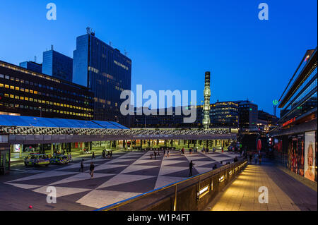 Sergels Torg neben der Einkaufsstraße Drottninggatan, Stockholm, Schweden Stockfoto