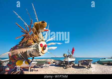 Skulptur aus Treibgut, Fischerdorf Vitt, Insel Rügen, Mecklenburg-Vorpommern, Deutschland Stockfoto