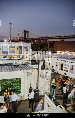 Photoville Festival an der Brooklyn Bridge Park, NEW YORK CITY, New York City, Vereinigte Staaten von Amerika, USA, Nordamerika Stockfoto