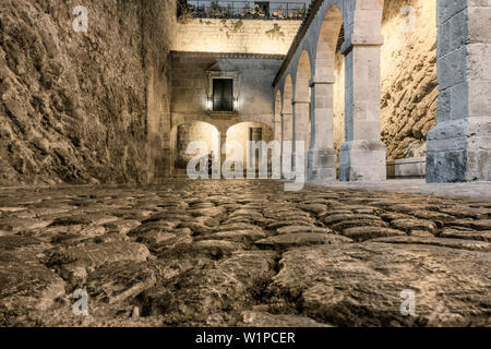 Torbogen in Dalt Vila in Ibiza, Spanien Stockfoto