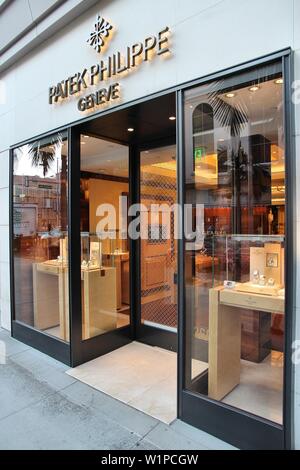 LOS ANGELES, USA - April 5, 2014: Patek Philippe luxus Armbanduhr store in Beverly Hills. Patek Philippe ist ein Schweizer Uhrenhersteller seit 1839. Stockfoto