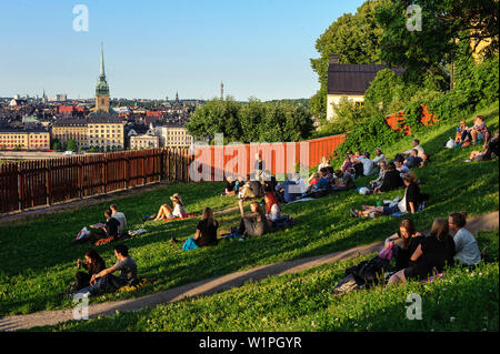 Blick von Soedermalm Mariaberget auf Kirche Riddarholmskyrkan, Stockholm, Schweden Stockfoto