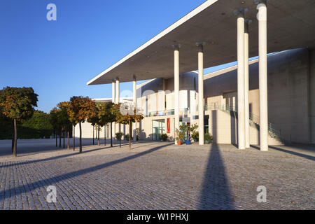 Das städtische Kunstmuseum entlang der Museumsmeile Bonn, Mittelrheintal, Nordrhein-Westfalen, Deutschland, Europa Stockfoto