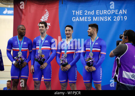 Frankreich Gregory Bauge, Quentin Caleyron, Rayan Helal und Quentin Lafargue mit ihren silbernen Medaillen nach der Mens Team Sprint während Tag sieben der Europäischen Spiele 2019 in Minsk. Stockfoto