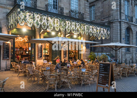 Quai de la Douane, Grand Bar Castan, Street Cafe, Bordeaux, Frankreich Stockfoto